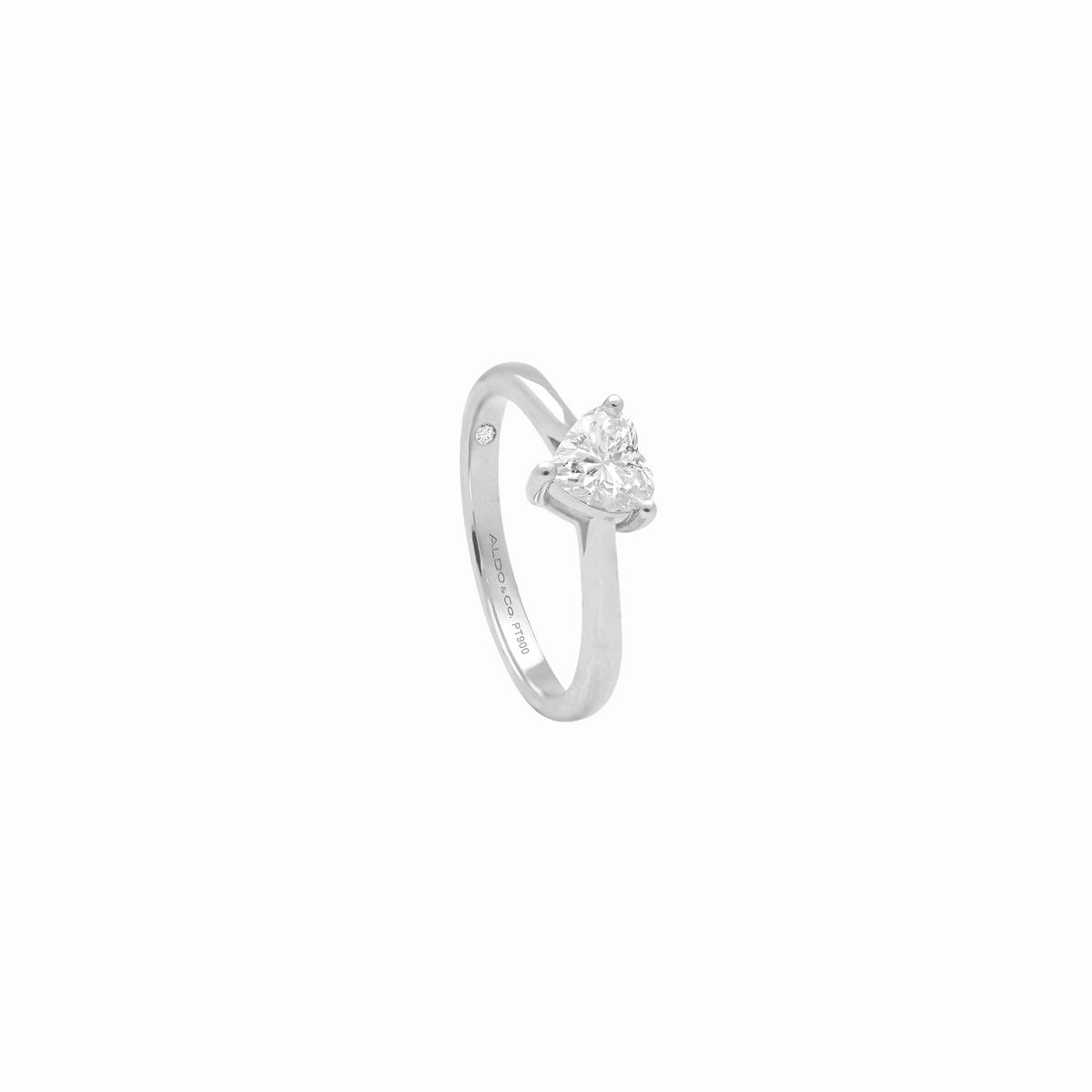 Anillo de platino 900 con diamante corte corazón 0.52 ct