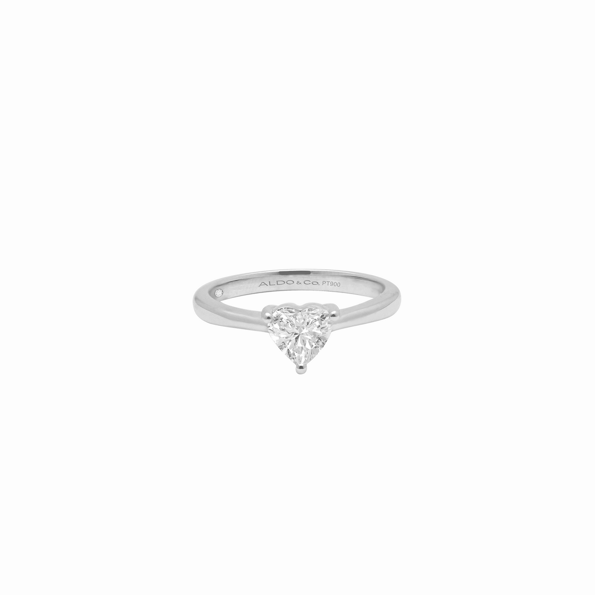 Anillo de platino 900 con diamante corte corazón 0.52 ct