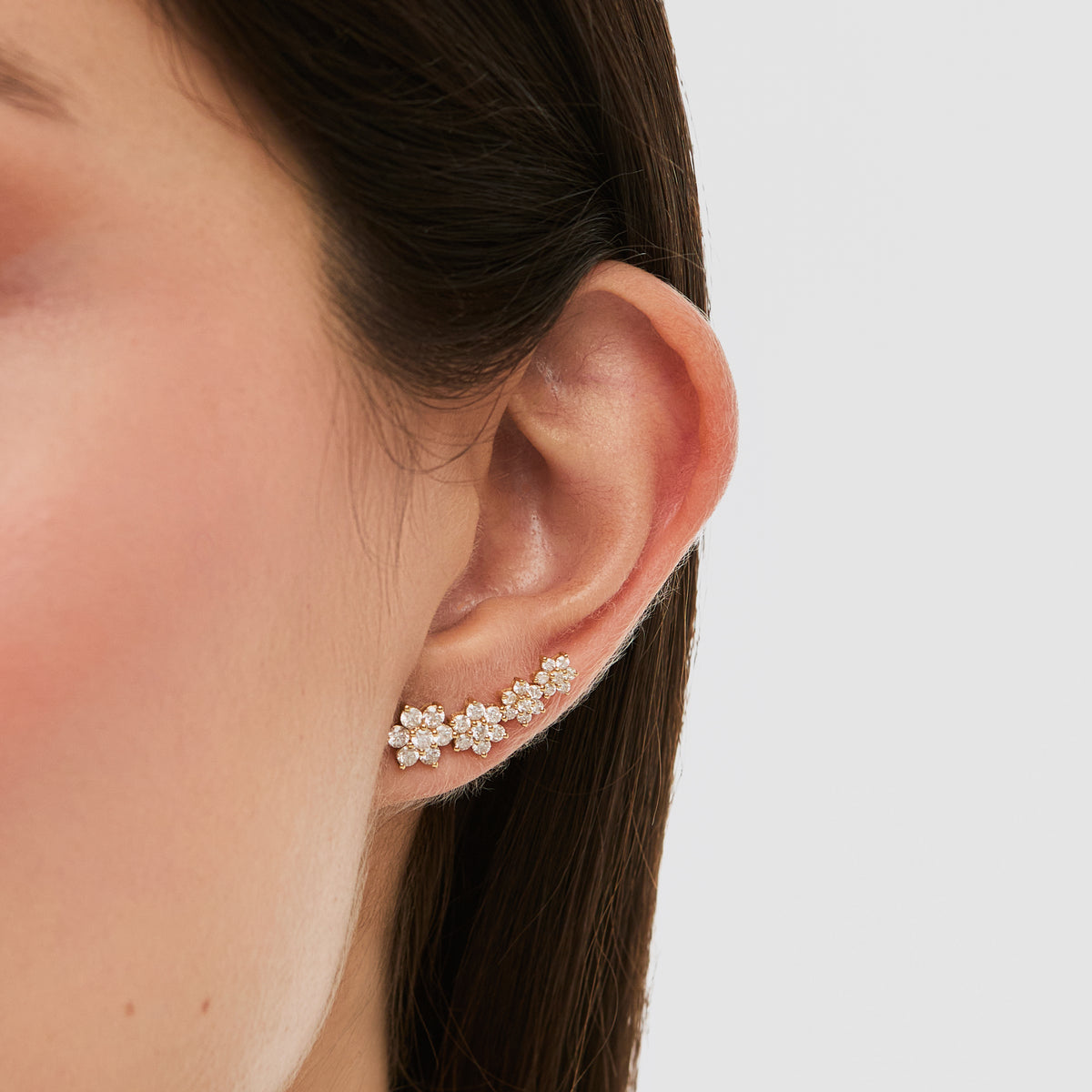 Aretes en oro amarillo 18K con brillantes
