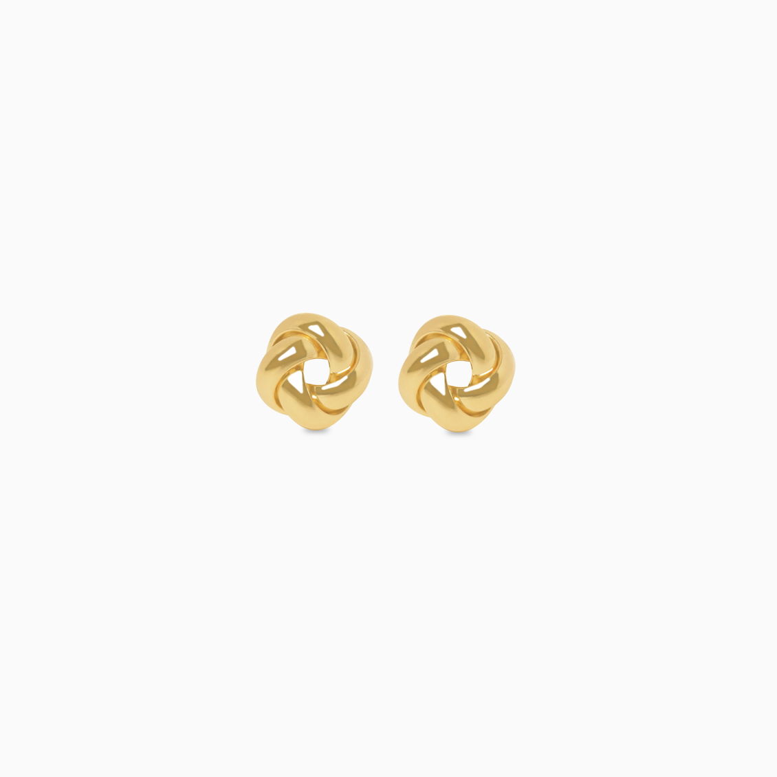 Aretes en oro amarillo de 18K en forma de nudo