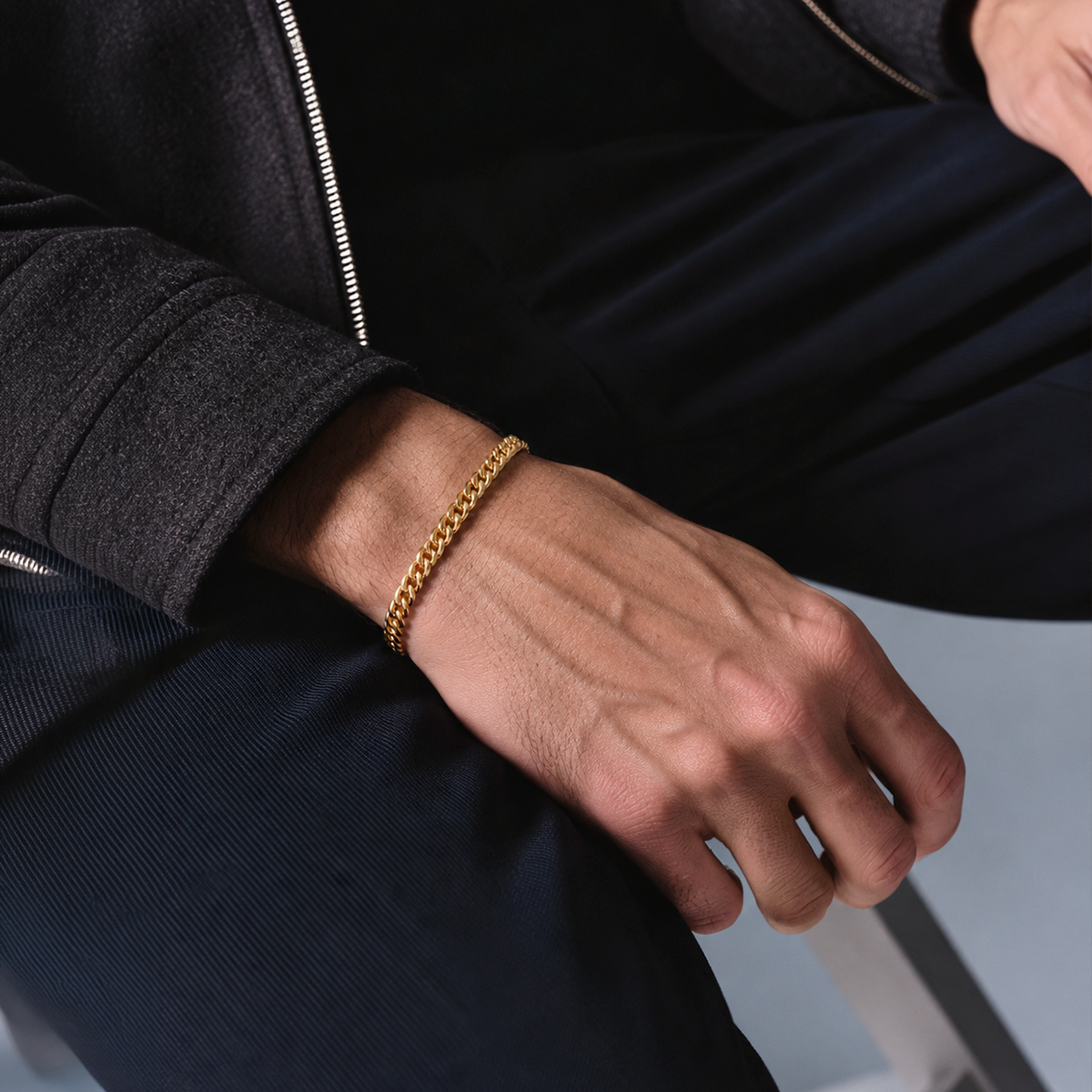 Pulsera en oro amarillo 18K lomo de corvina