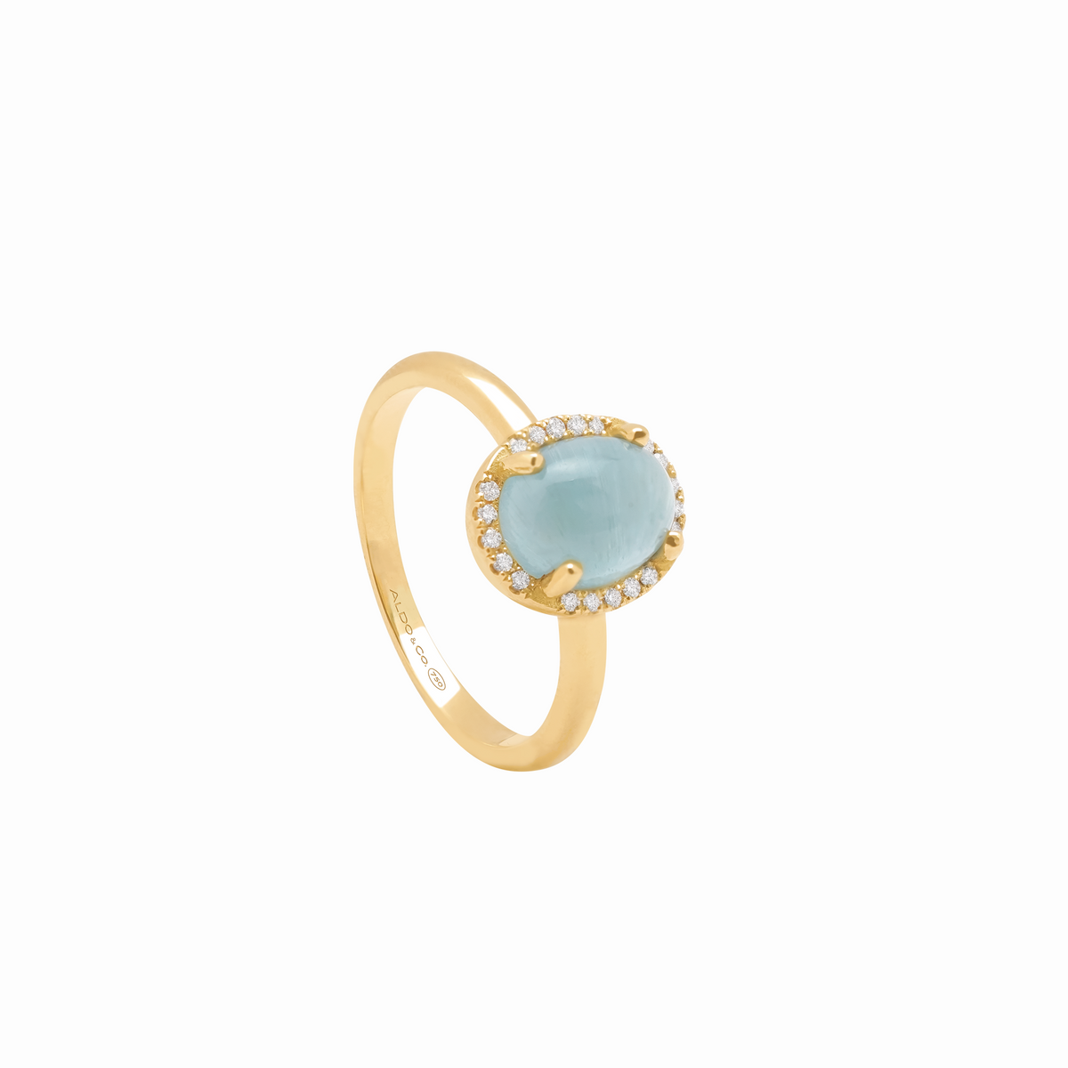 Anillo en oro amarillo 18K con aguamarina oval cabuchón con brillantes