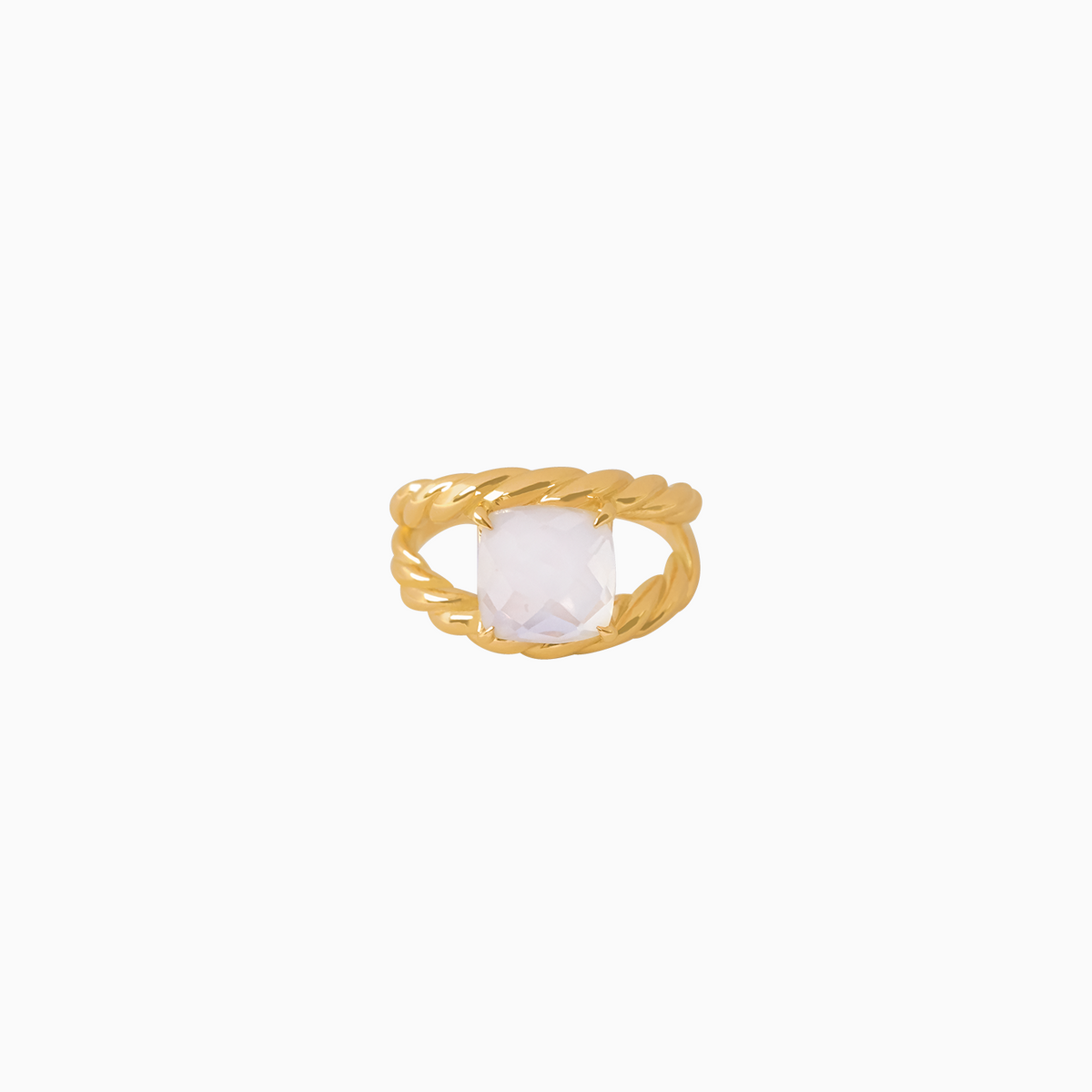 Anillo en oro amarillo de 18K con cuarzo rosa
