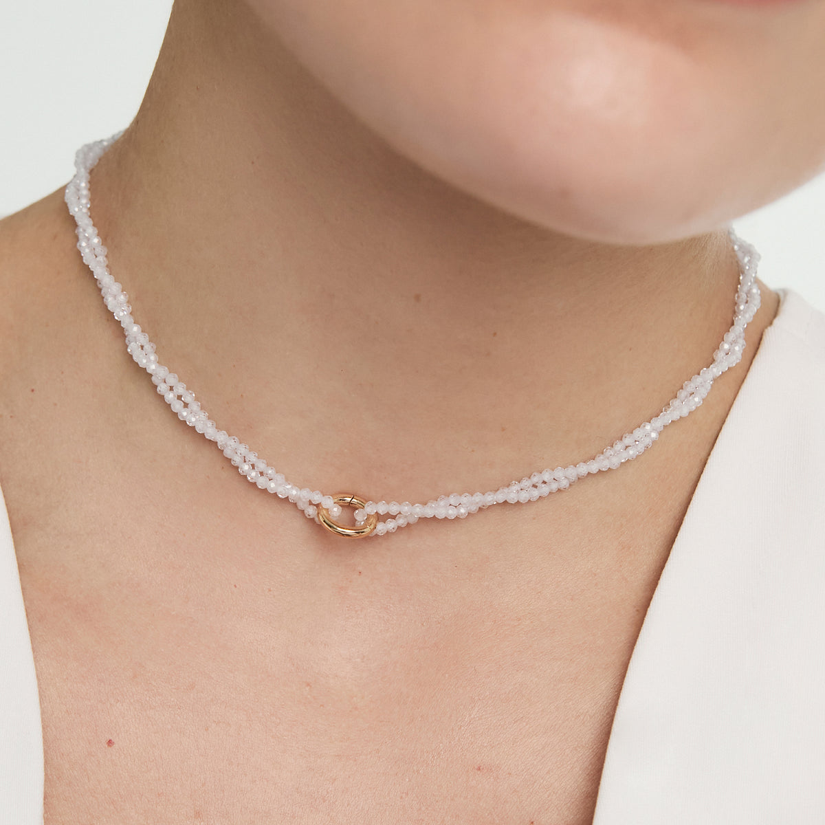 Collar Marea con cuentas cuarzo labradorite blanca rombo facetado