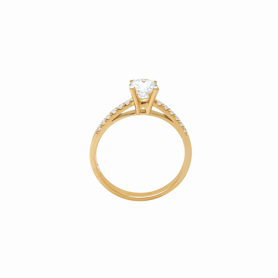 Anillo en oro amarillo 18K modelo emperatriz con brillante de 0.60 ct y brill. laterales.