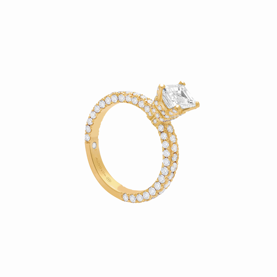 Anillo de compromiso en oro amarillo de 18K modelo Solitario premium con brillantes laterales e interno