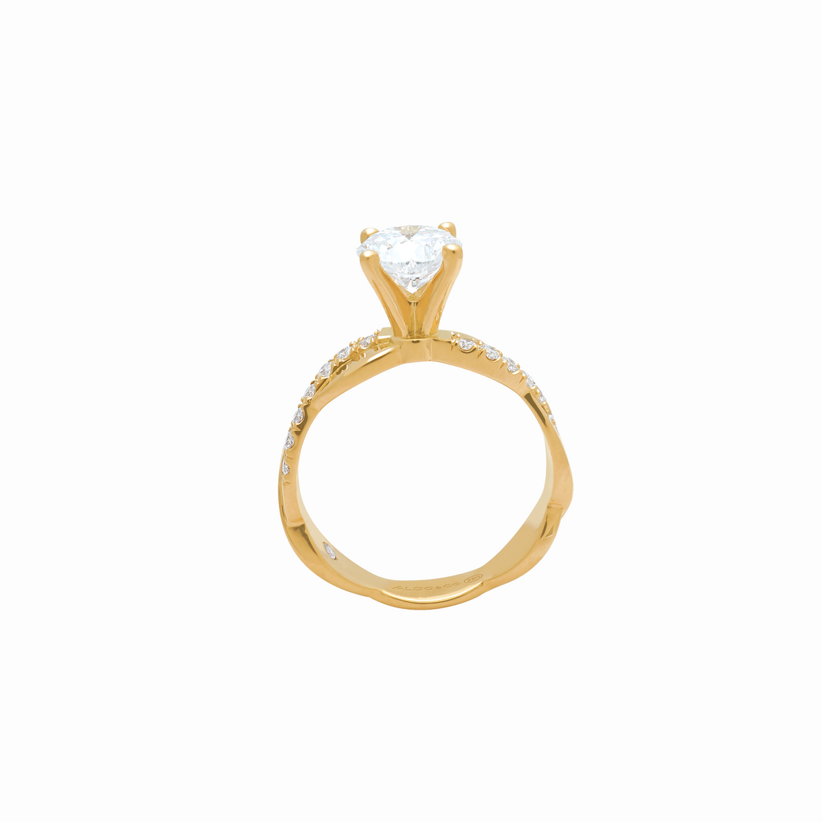Anillo de compromiso en oro amarillo de 18K modelo Catalina