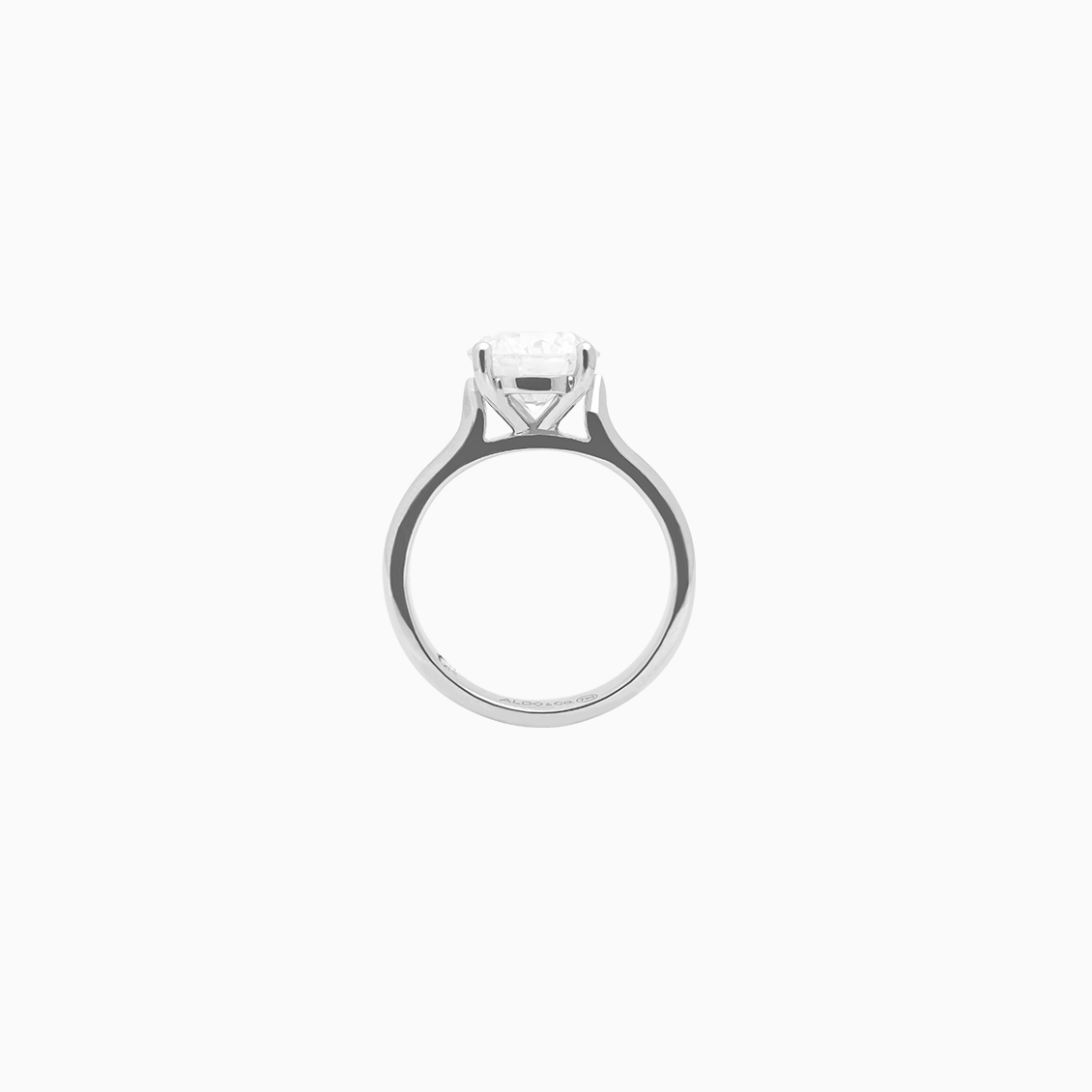 Anillo de compromiso de platino modelo Royal