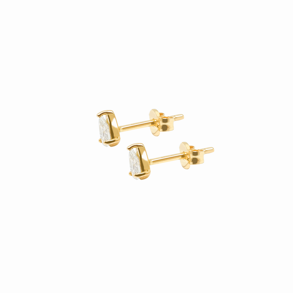 Aretes oro amarillo 18K solitario con brillante pera con tope mariposa