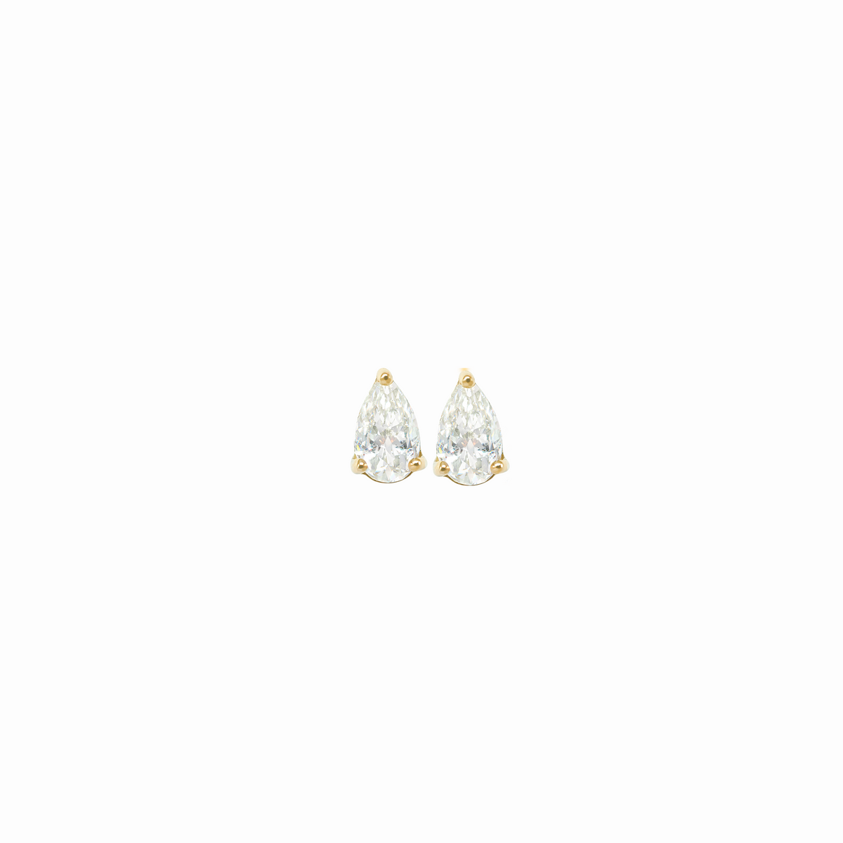 Aretes oro amarillo 18K solitario con brillante pera con tope mariposa