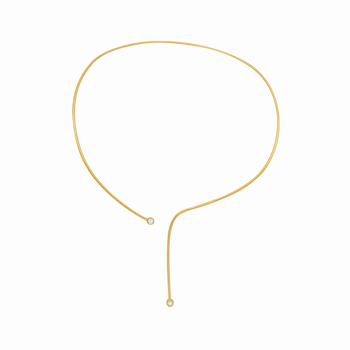 Collar en oro amarillo 18K aro abierto asimétrico con brillantes