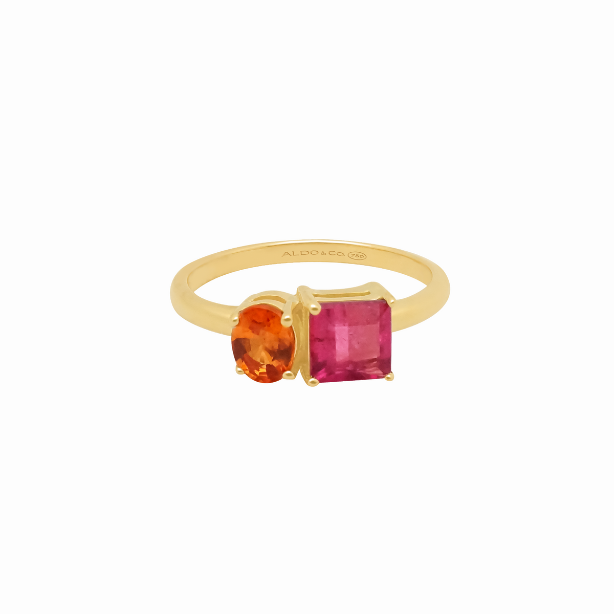 Anillo en oro amarillo 18K zafiro oval y turmalina rosa princess