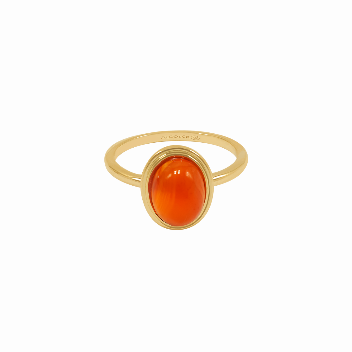 Anillo en oro amarillo de 18K con cabuchón cornalina