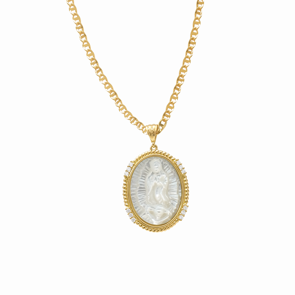 Dije en oro amarillo nacar oval imagen Virgen de Guadalupe con brillantes