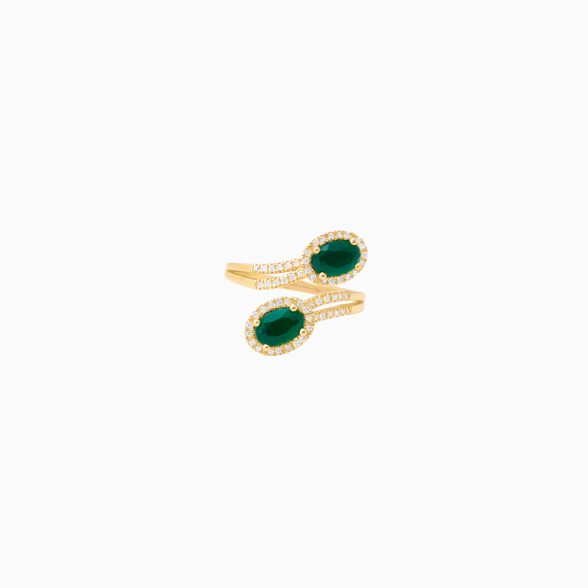 Anillo en oro amarillo de 18K cruzado, con ónix verde oval