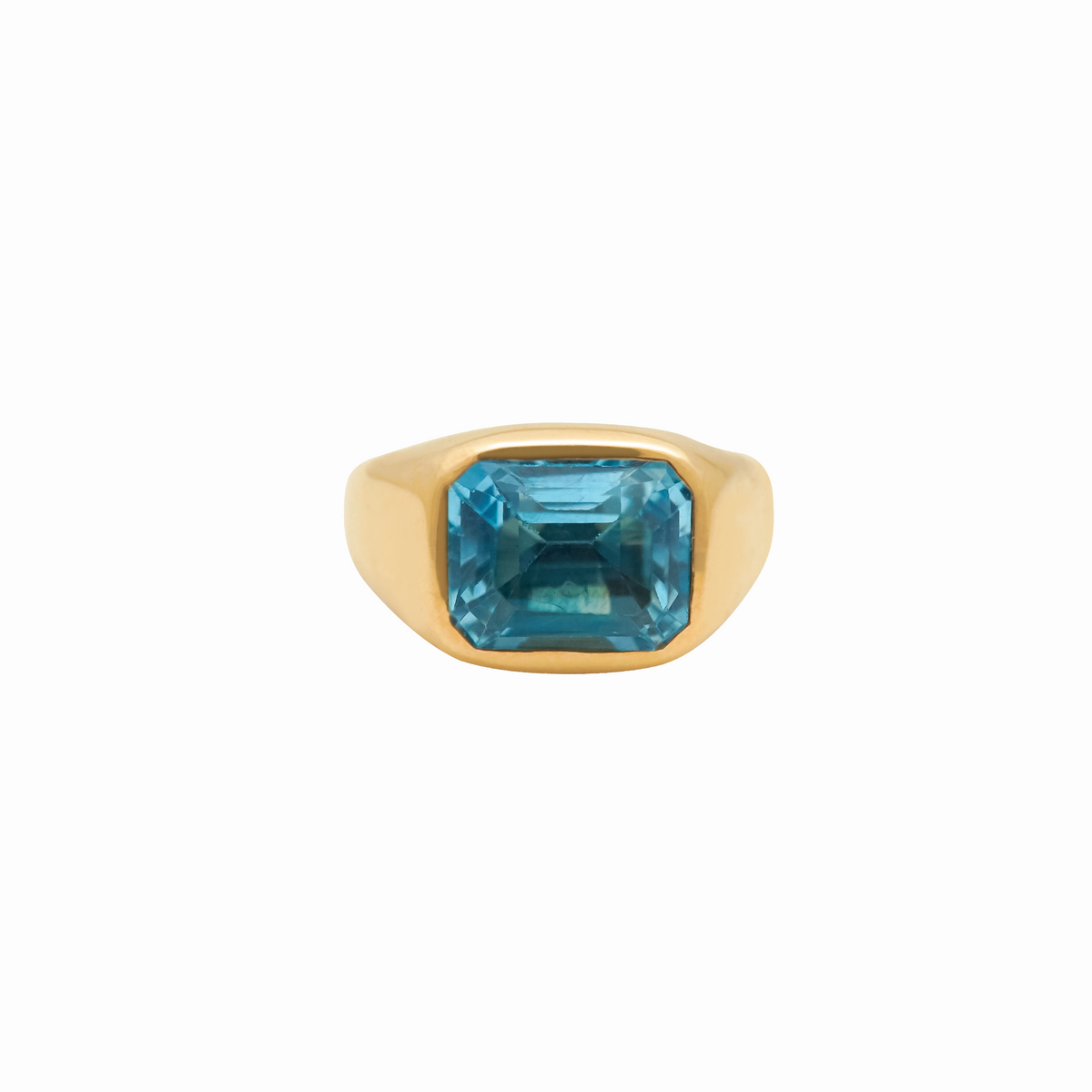Anillo oro amarillo 18k con Topacio