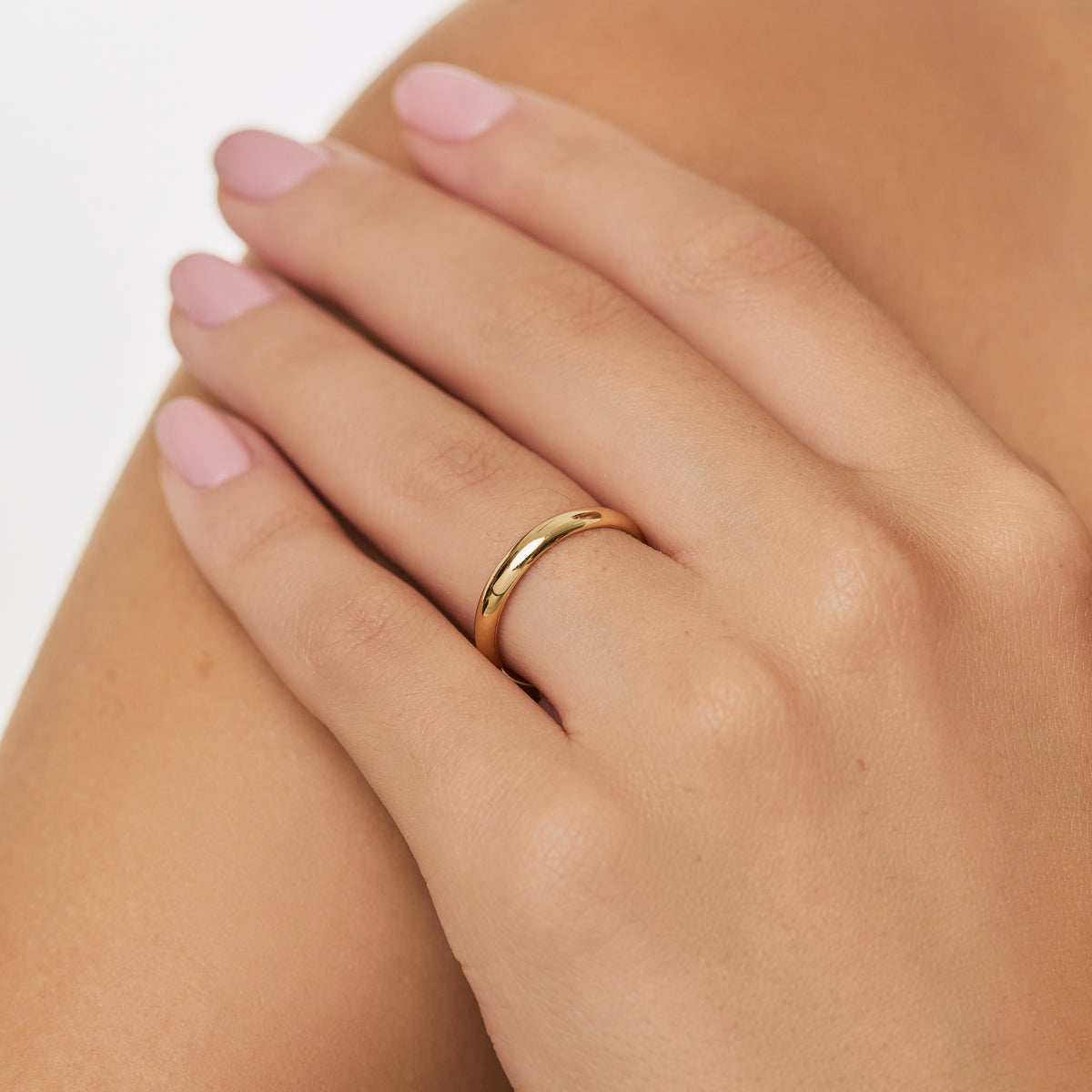 Alianzas matrimoniales en oro amarillo de 18K