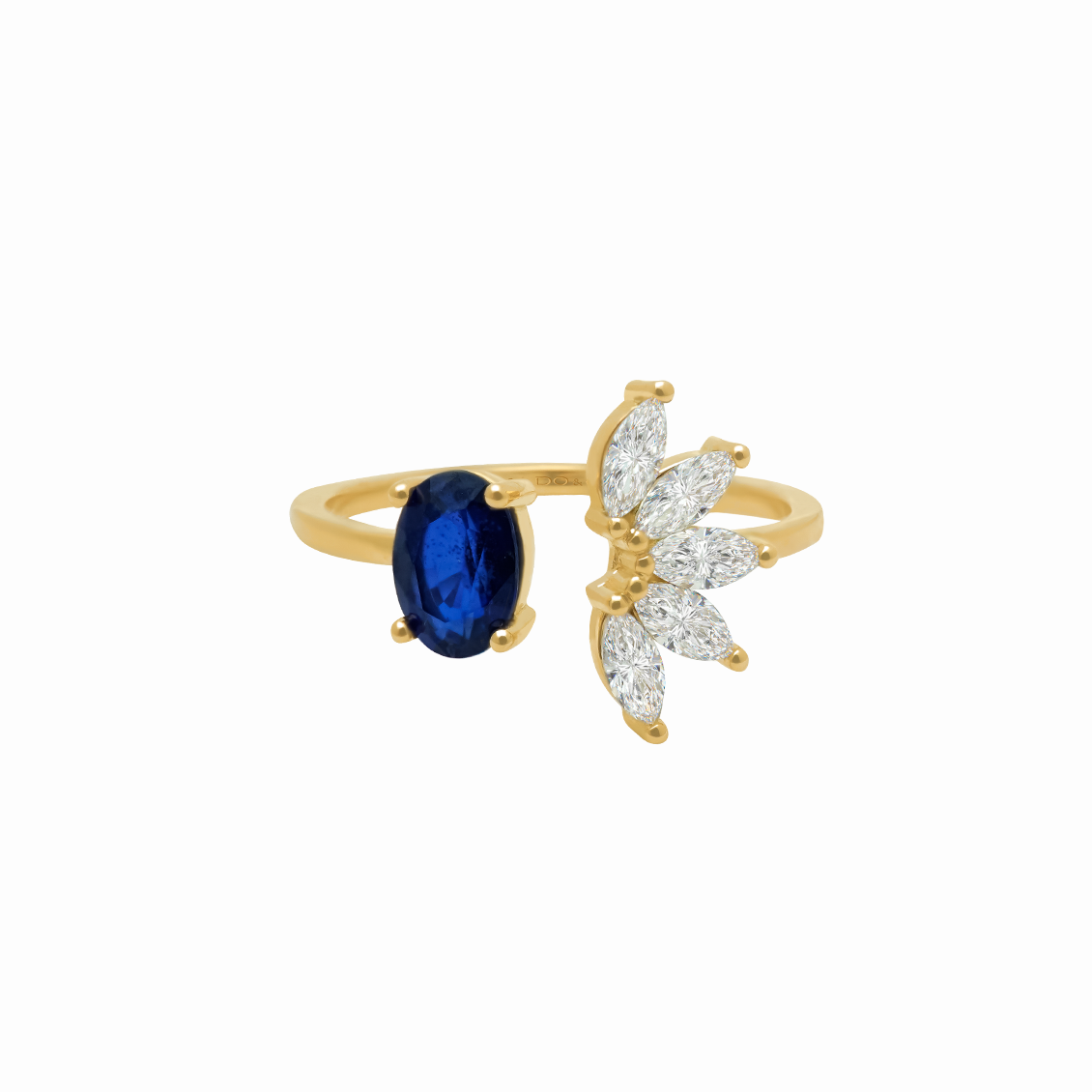 Anillo en oro amarillo 18K oval con zafiro y brillantes marquise