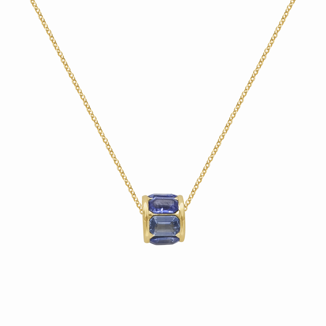 Collar en oro amarillo 18K con Arandela y zafiros corte esmeralda con cadena rolito