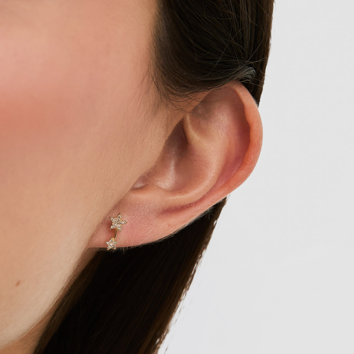 Aretes oro amarillo 18K con brillantes color champagne