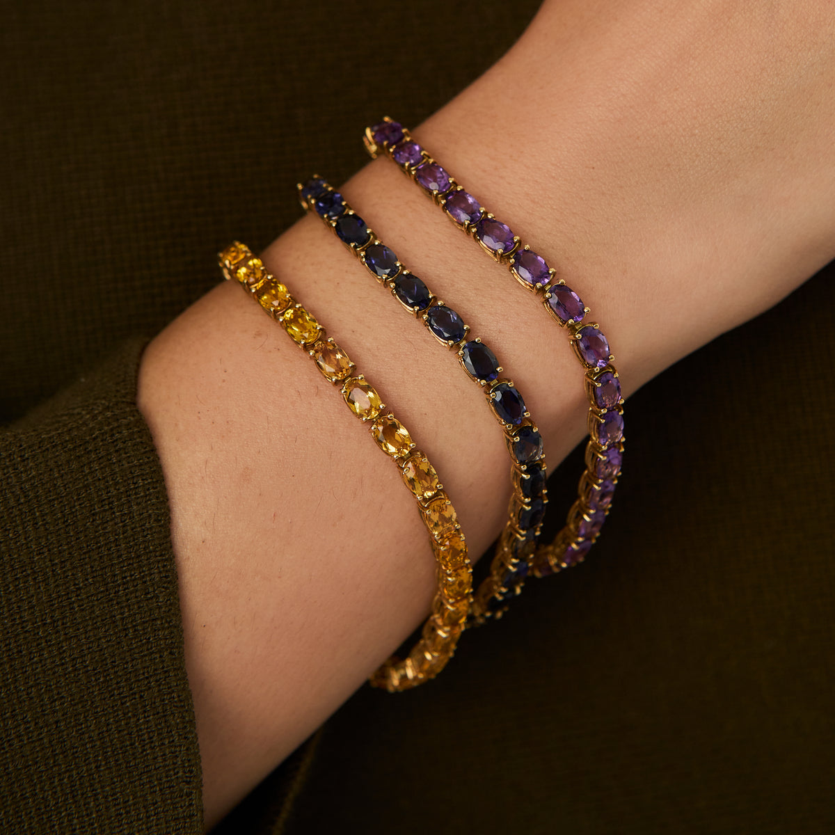 Pulsera oro amarillo de 18k tennis con amatista