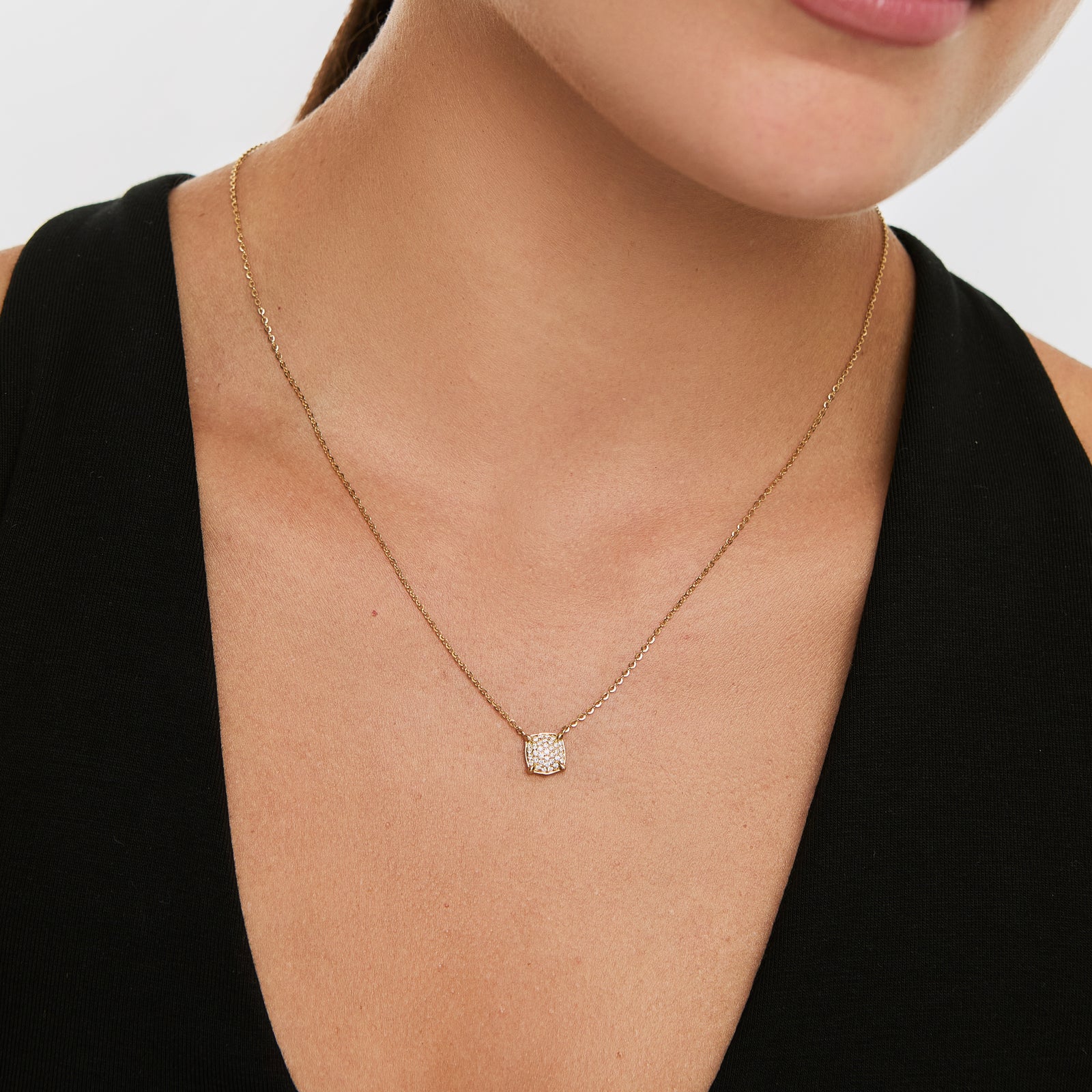 Collar en oro amarillo de 18K con full brillantes pave