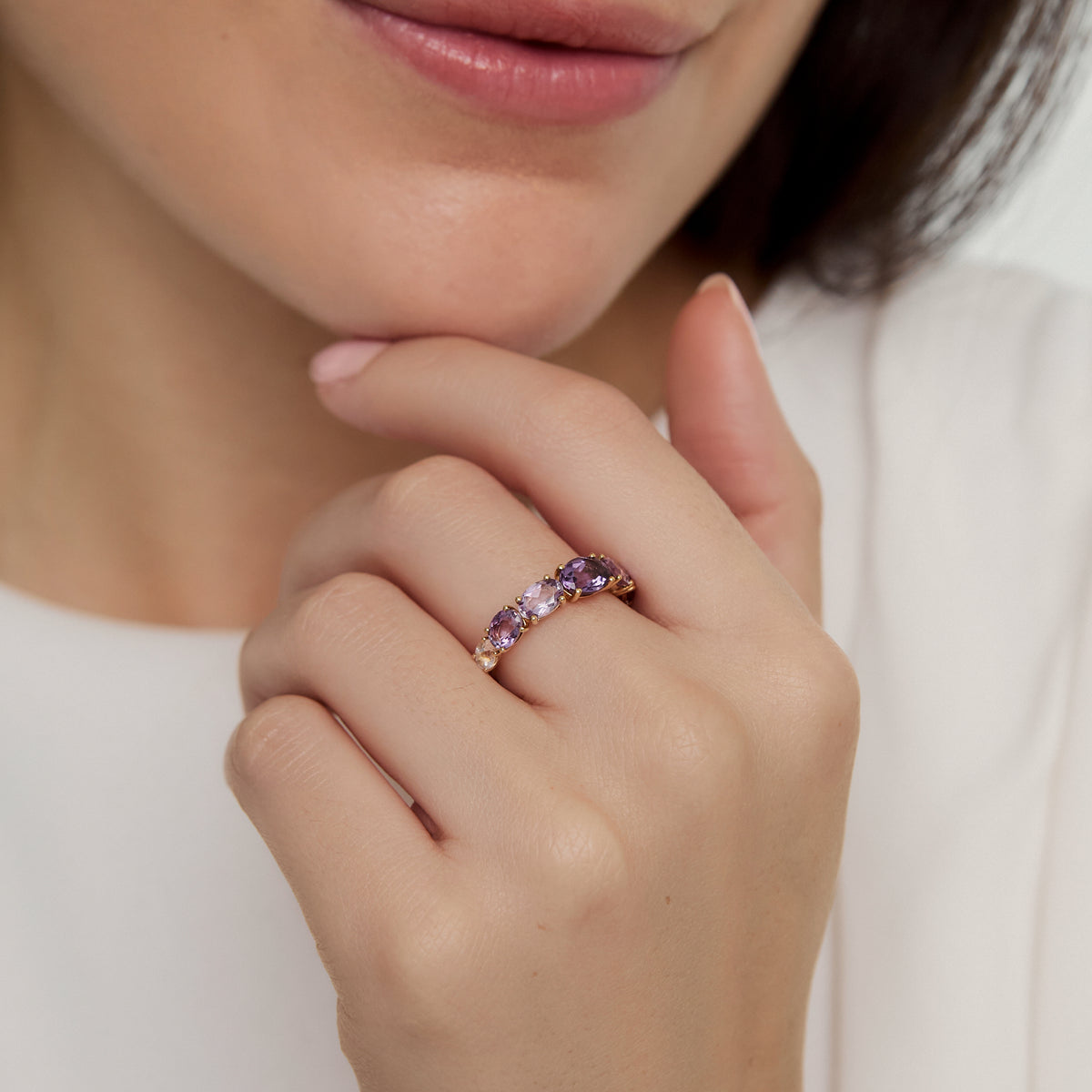 Anillo en oro amarillo de 18K medio rivière
