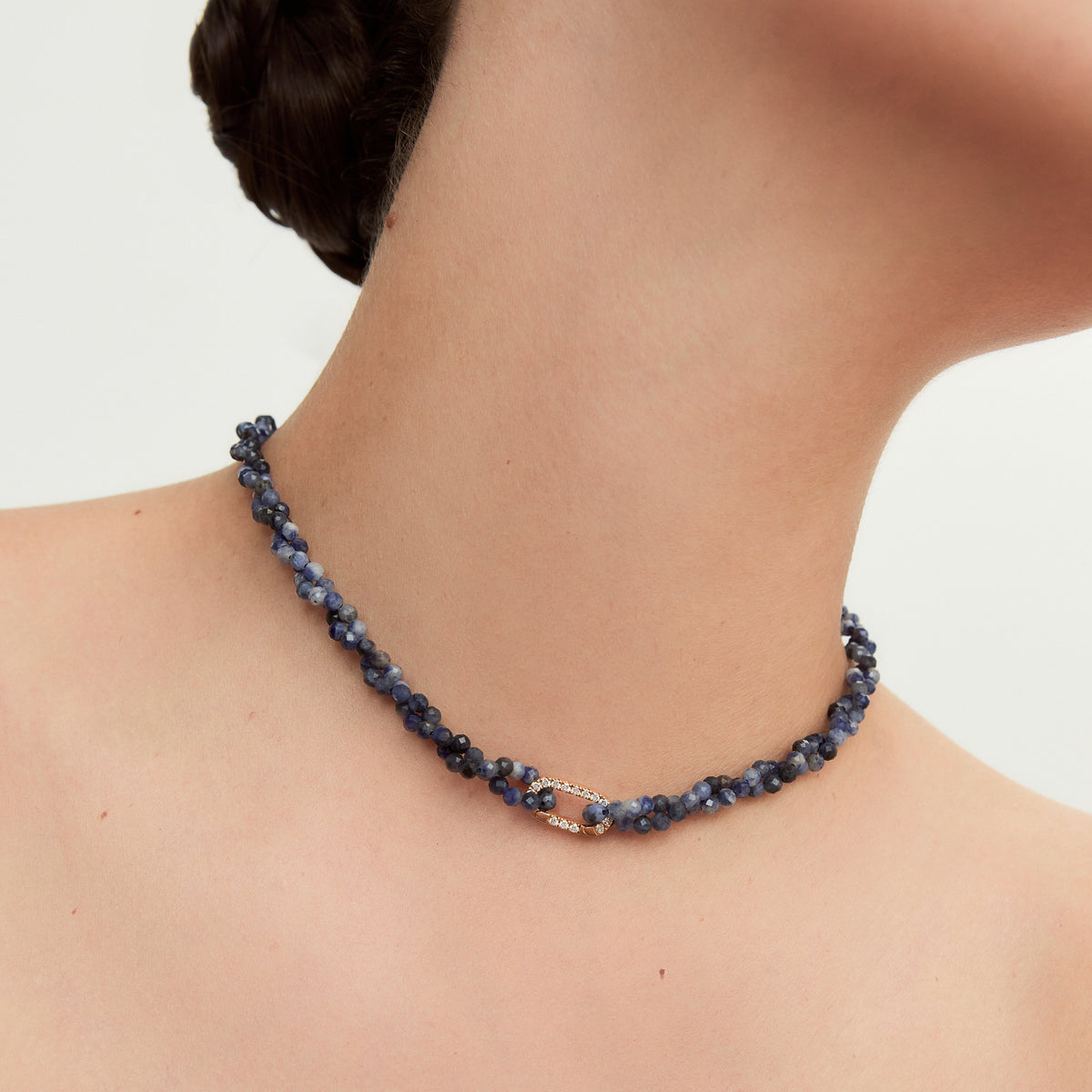 Collar con cuentas zafiro rombo facetado