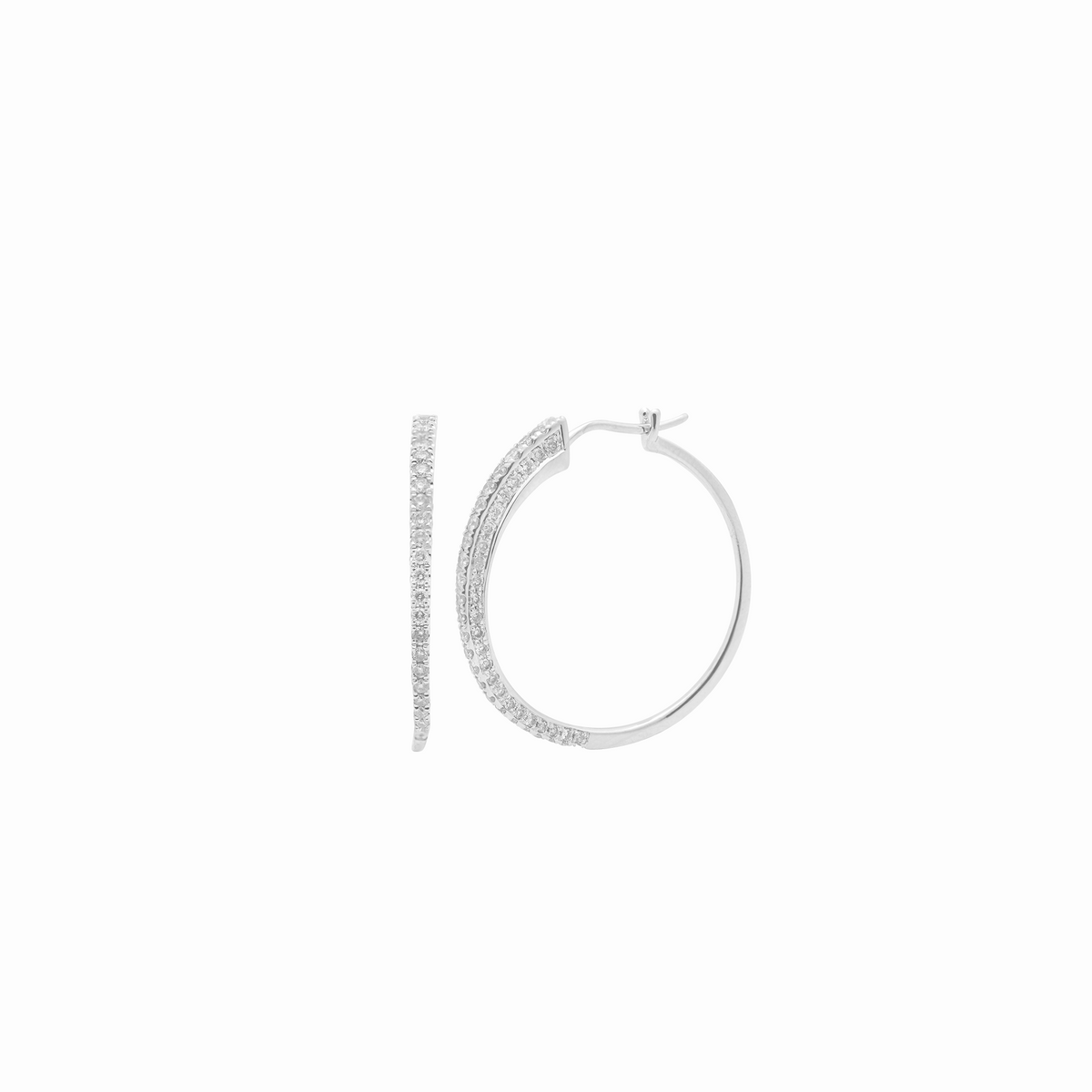 Aretes en oro blanco 18K con brillantes