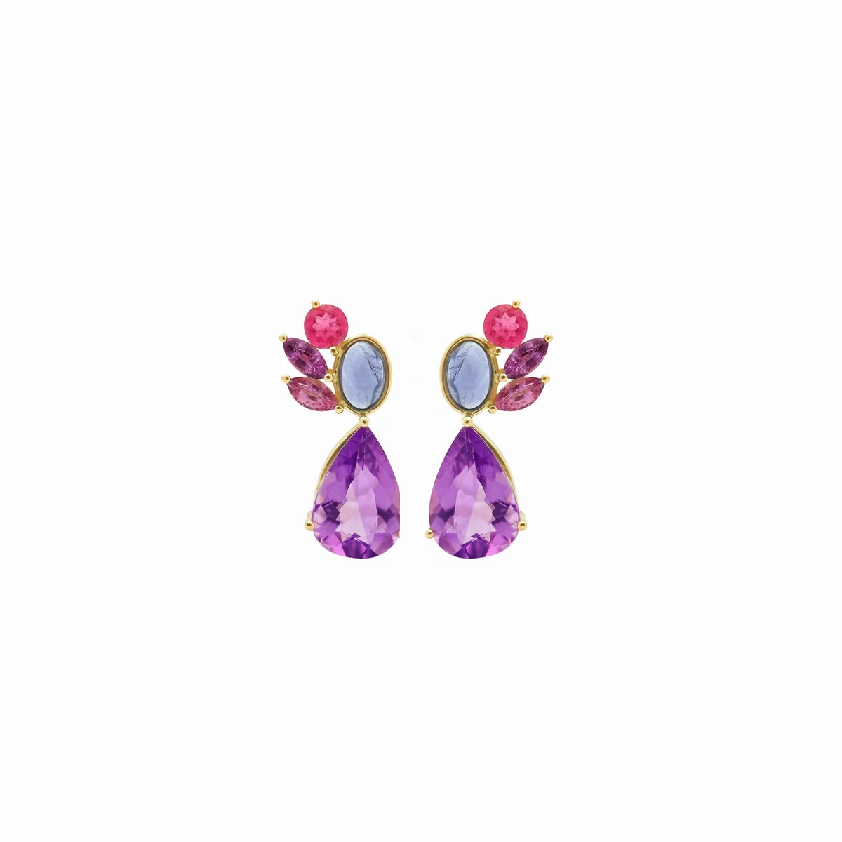 Aretes en oro amarillo 18K con amatista pera y zafiro morado y tumalina rosa e iolita