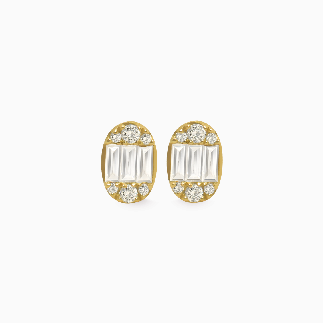 Aretes en oro amarillo de 18K oval con brillantes