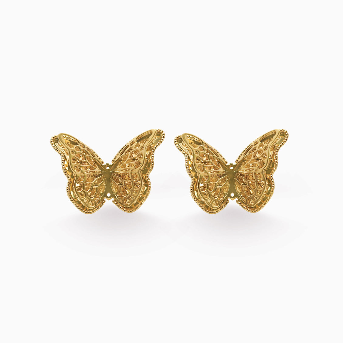 Aretes en oro amarillo de 18K mariposa volando 3 niveles