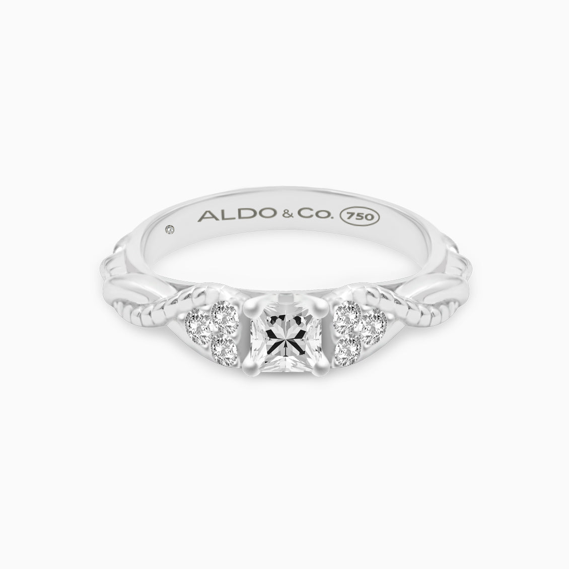 Anillo de Compromiso en oro blanco de 18K solitario